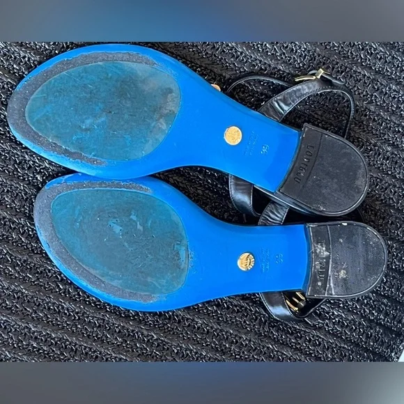 Loriblu Bijoux black thong sandals with gold chain - Picture 10 of 10